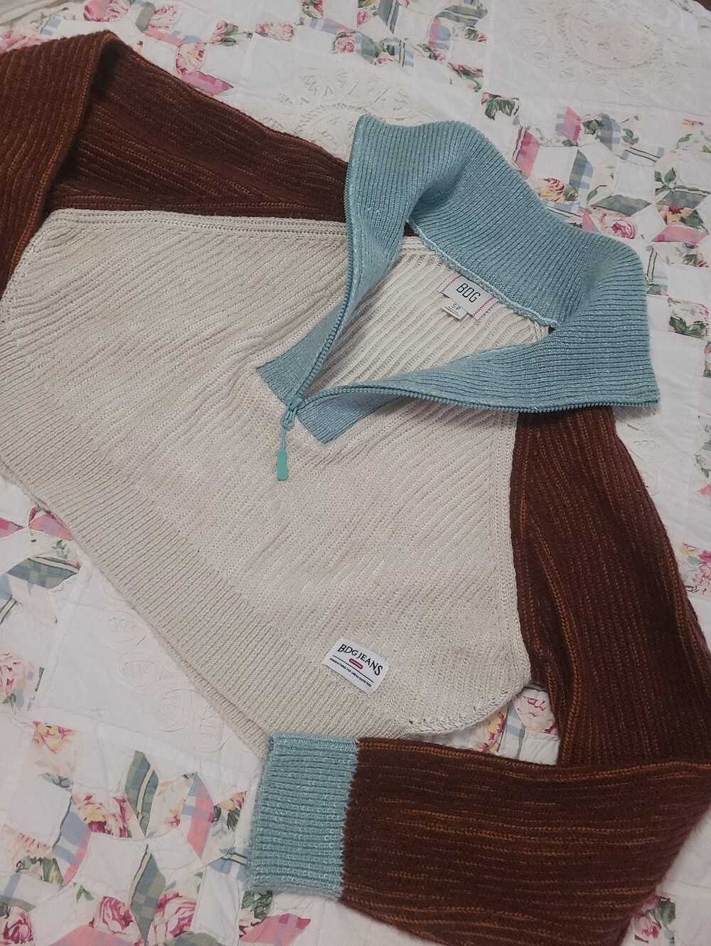 BDG Jeans Cropped Ribbed Knit 1/4 Zip Sweater Pullover Color Block Retro Indie